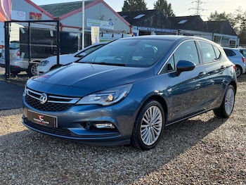 Used Vauxhall Astra 2017 for sale - 76596578: Photo