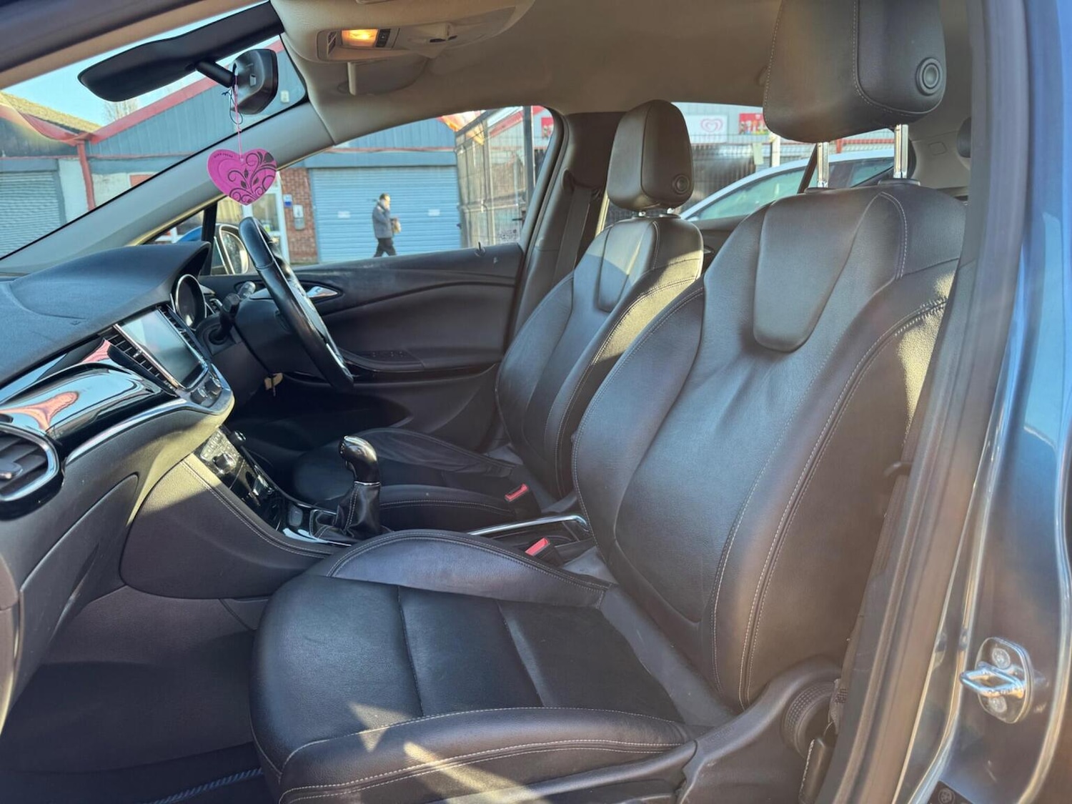 Used Vauxhall Astra 2017 for sale - 76596578: Photo 38