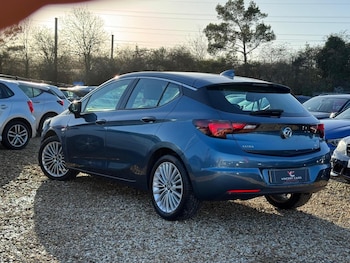 Used Vauxhall Astra 2017 for sale - 76596578: Photo