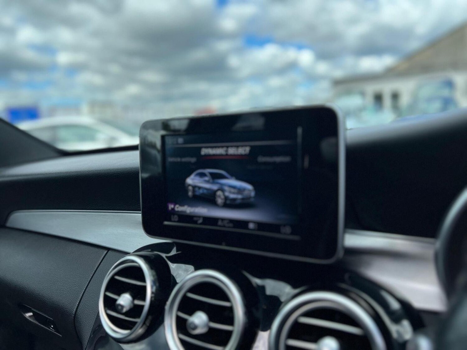 Used Mercedes-Benz C Class 2017 for sale - 76791564: Photo 32