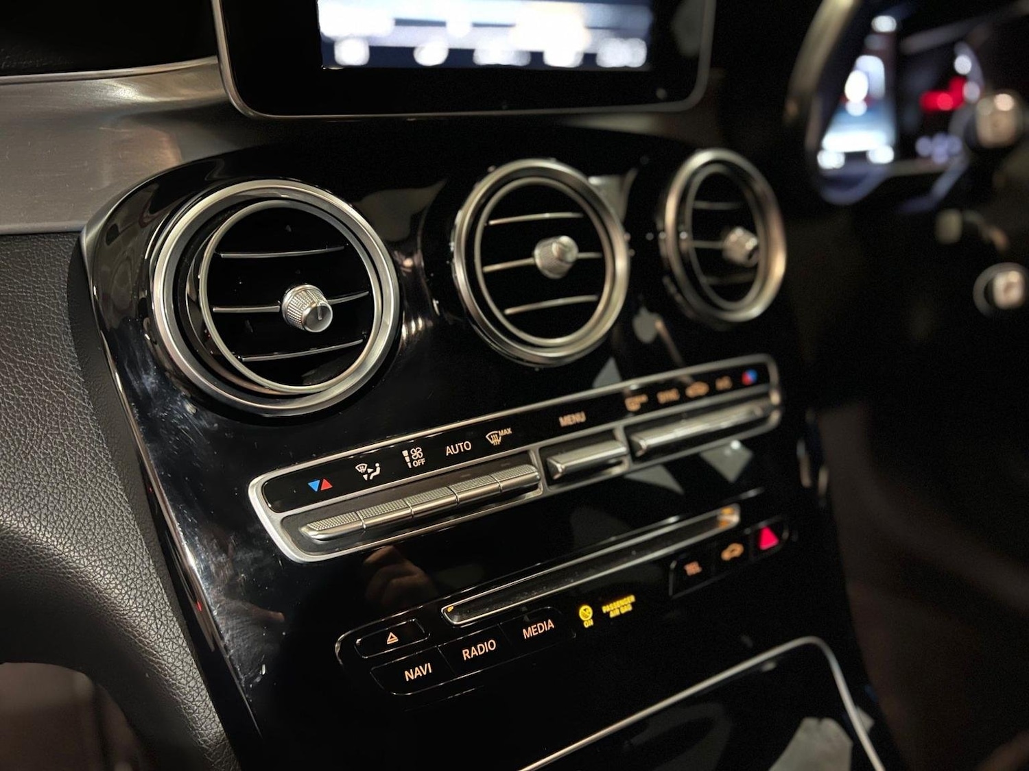 Used Mercedes-Benz C Class 2017 for sale - 76791564: Photo 34