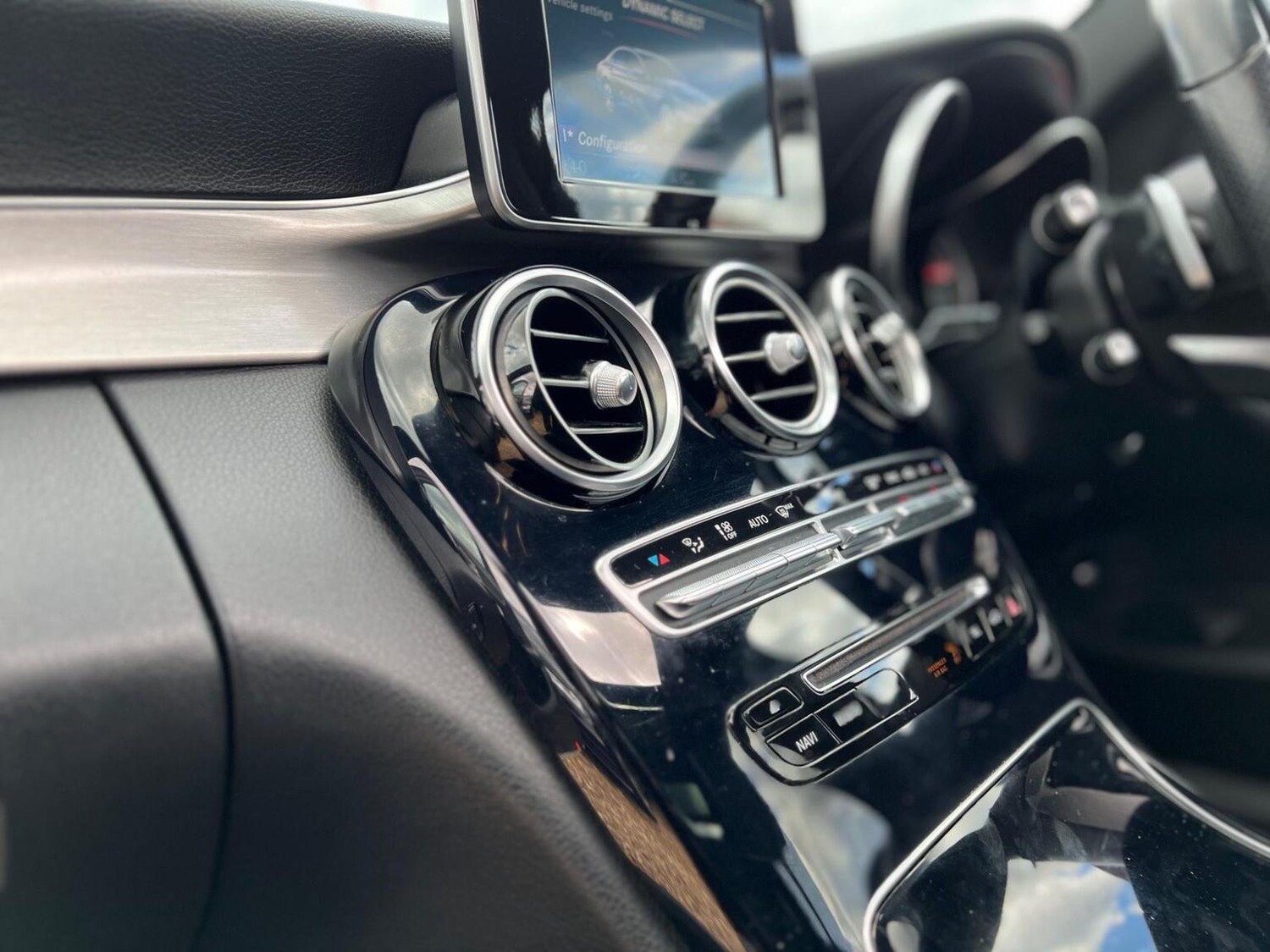 Used Mercedes-Benz C Class 2017 for sale - 76791564: Photo 47