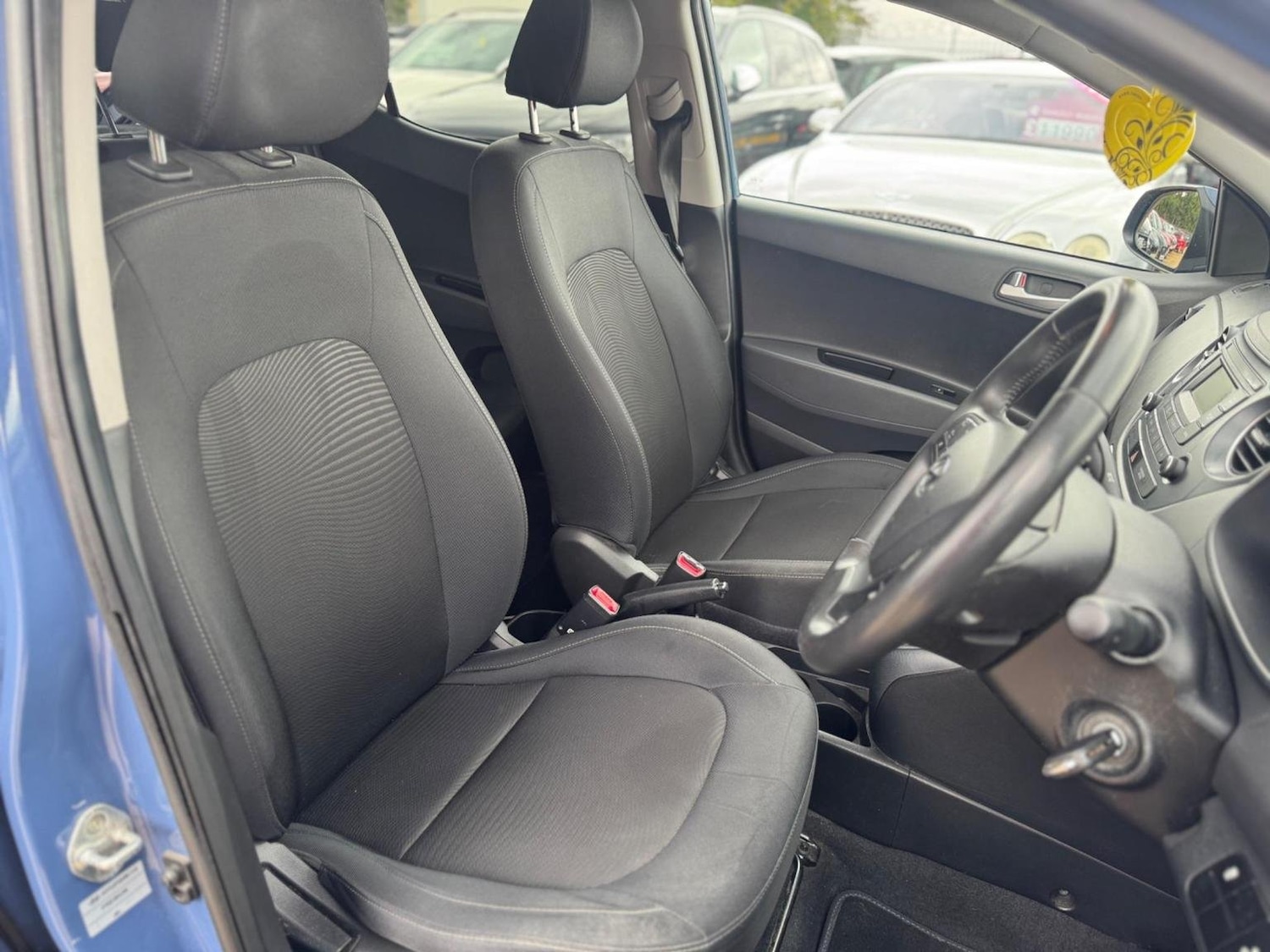 Used Hyundai i10 2017 for sale - 76793984: Photo 18