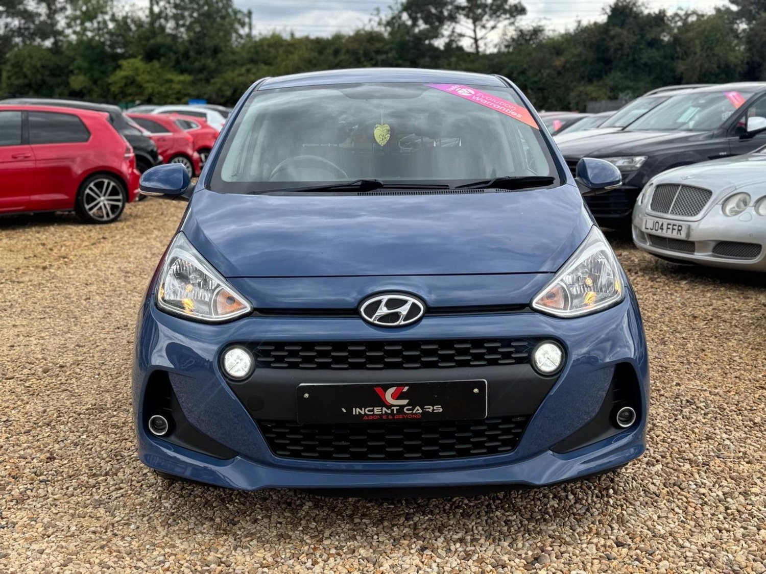 Used Hyundai i10 2017 for sale - 76793984: Photo 3