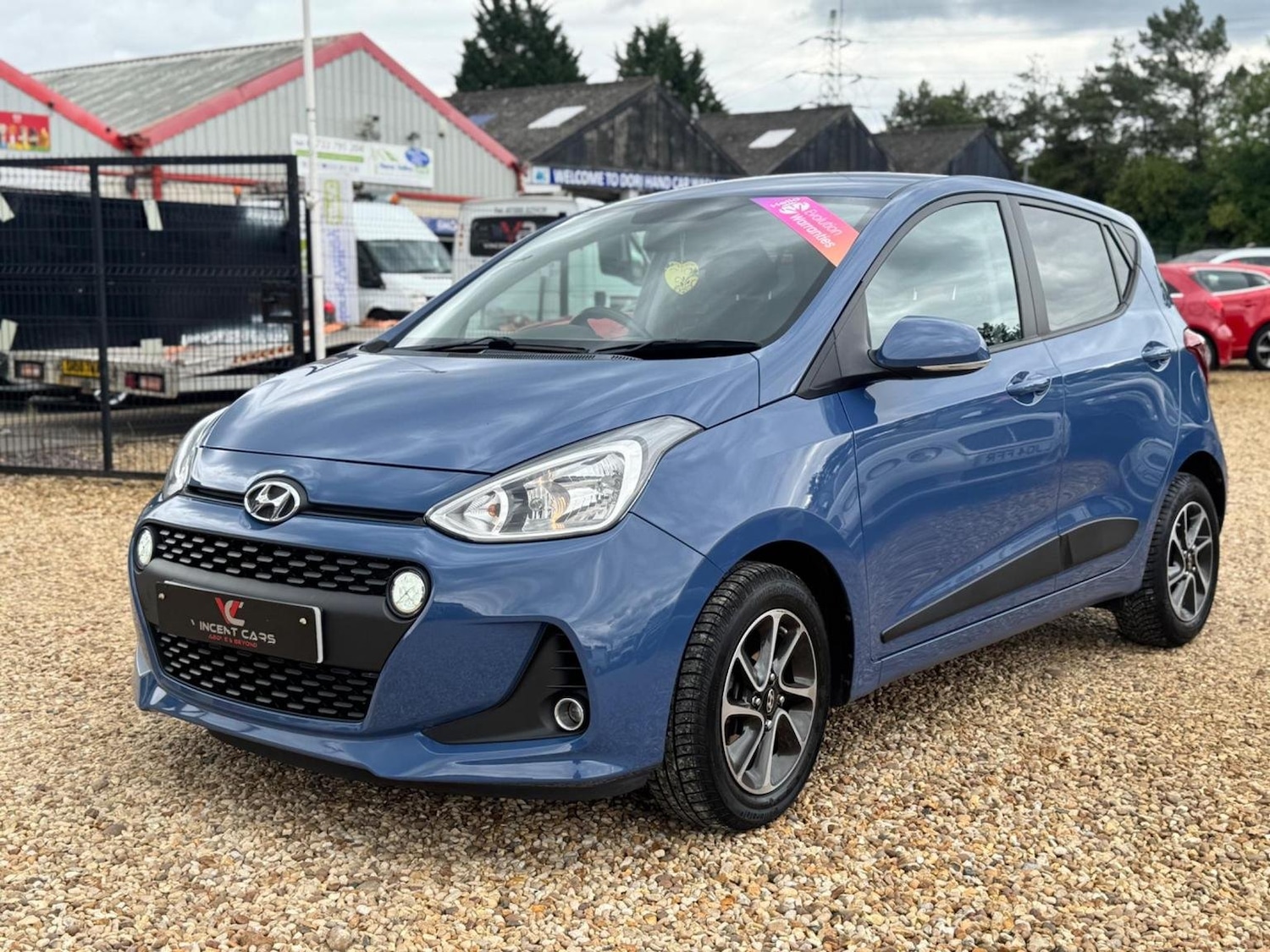 Used Hyundai i10 2017 for sale - 76793984: Photo 6