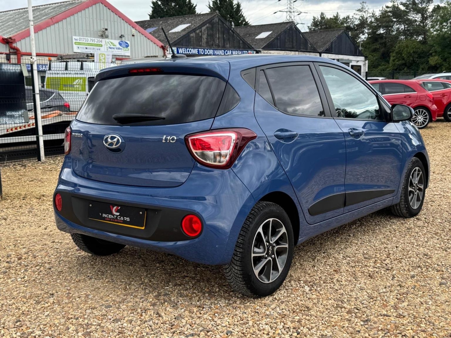 Used Hyundai i10 2017 for sale - 76793984: Photo 8