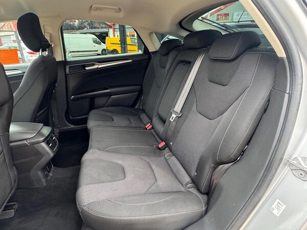 Used Ford Mondeo 2015 for sale - 76257663: Photo 13