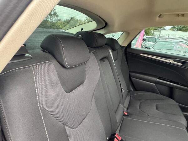 Used Ford Mondeo 2015 for sale - 76257663: Photo 16