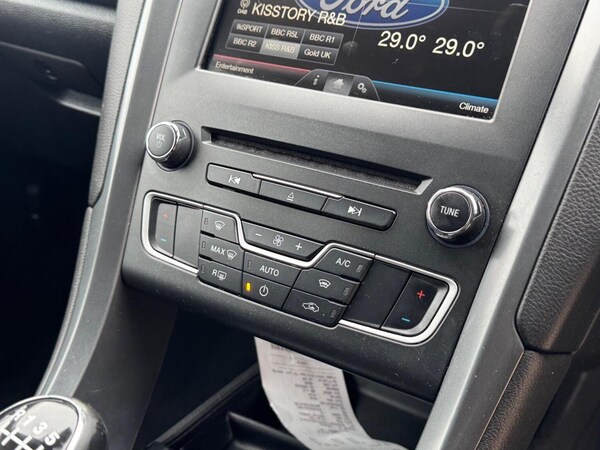 Used Ford Mondeo 2015 for sale - 76257663: Photo 20