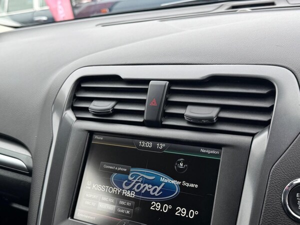 Used Ford Mondeo 2015 for sale - 76257663: Photo 25
