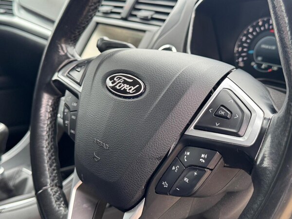 Used Ford Mondeo 2015 for sale - 76257663: Photo 28