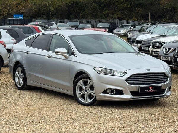 Used Ford Mondeo 2015 for sale - 76257663: Photo 2