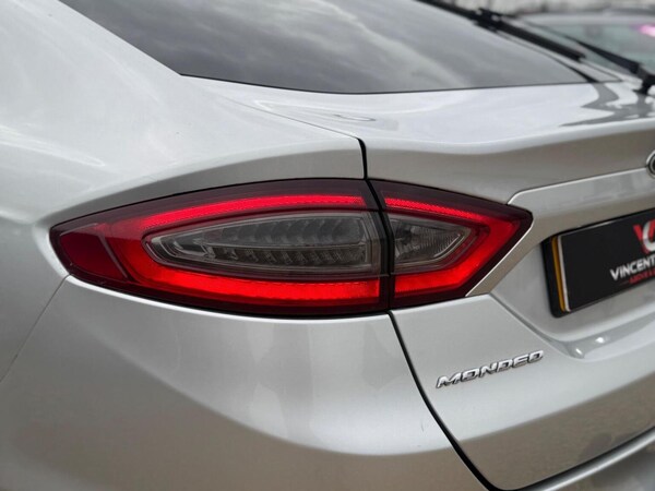 Used Ford Mondeo 2015 for sale - 76257663: Photo 33