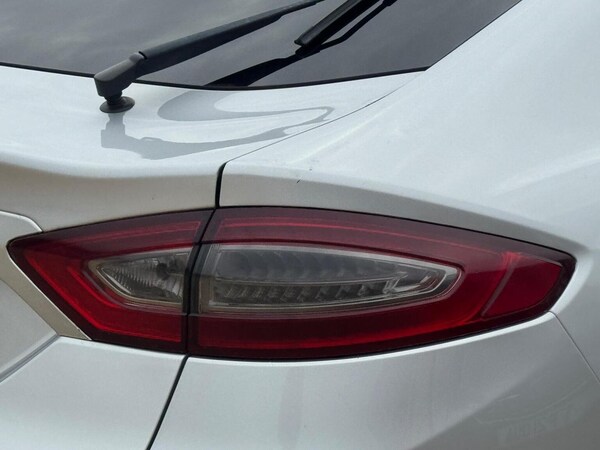 Used Ford Mondeo 2015 for sale - 76257663: Photo 41
