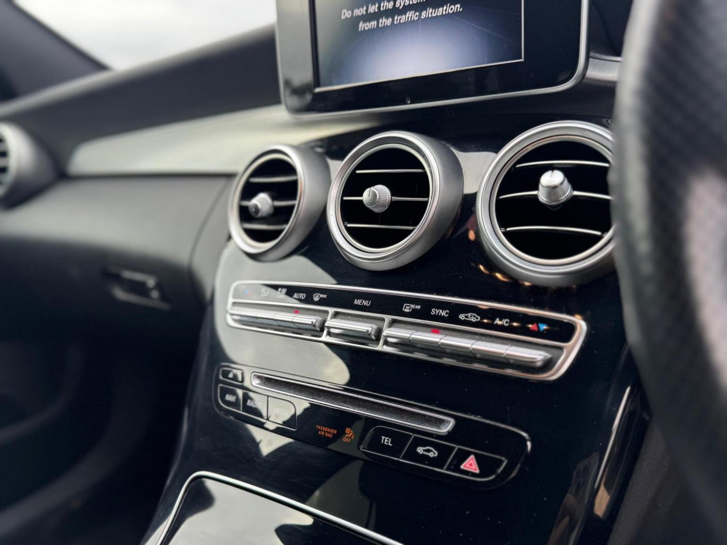 Used Mercedes-Benz C Class 2015 for sale - 76637458: Photo 12