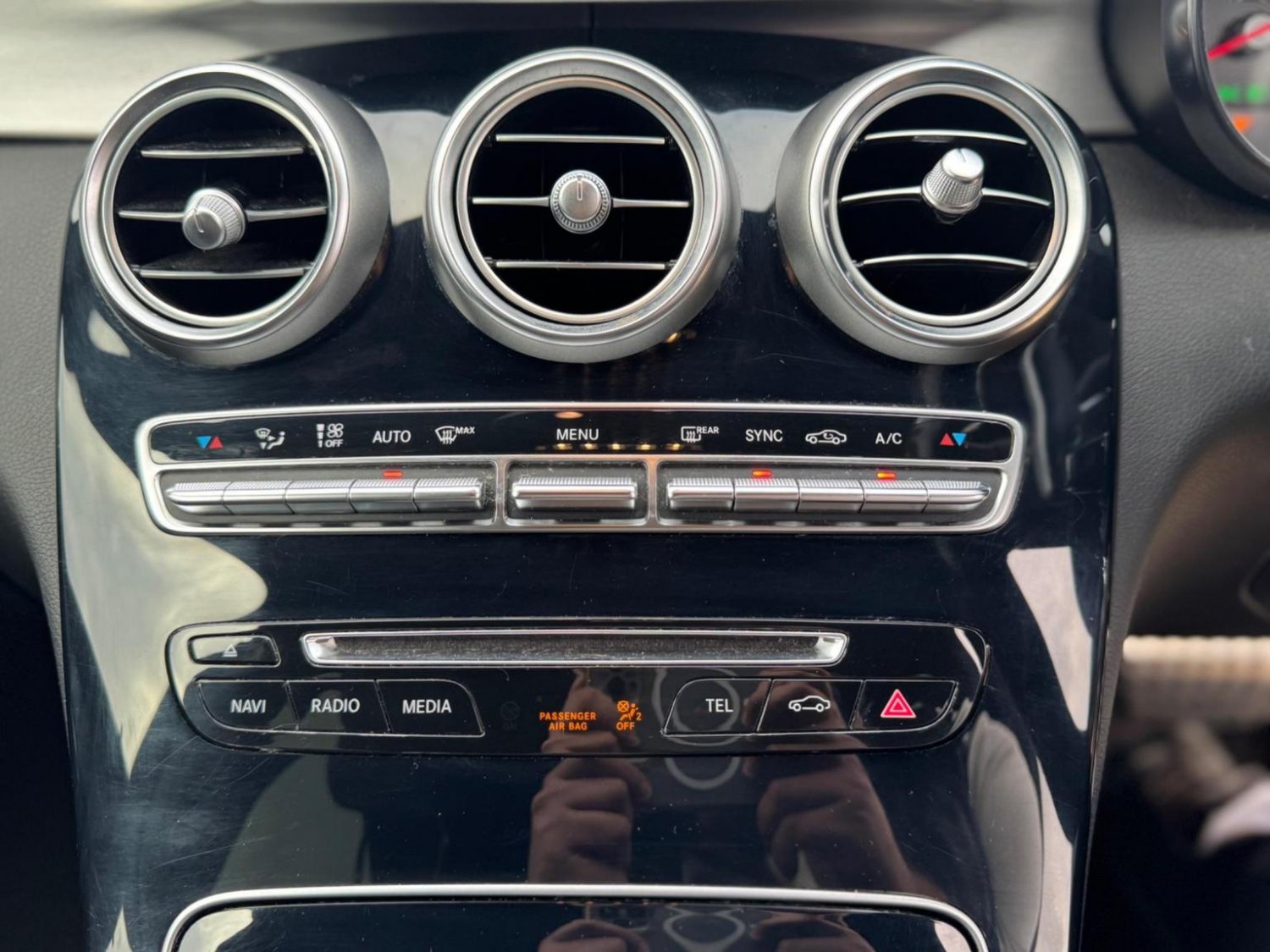 Used Mercedes-Benz C Class 2015 for sale - 76637458: Photo 16