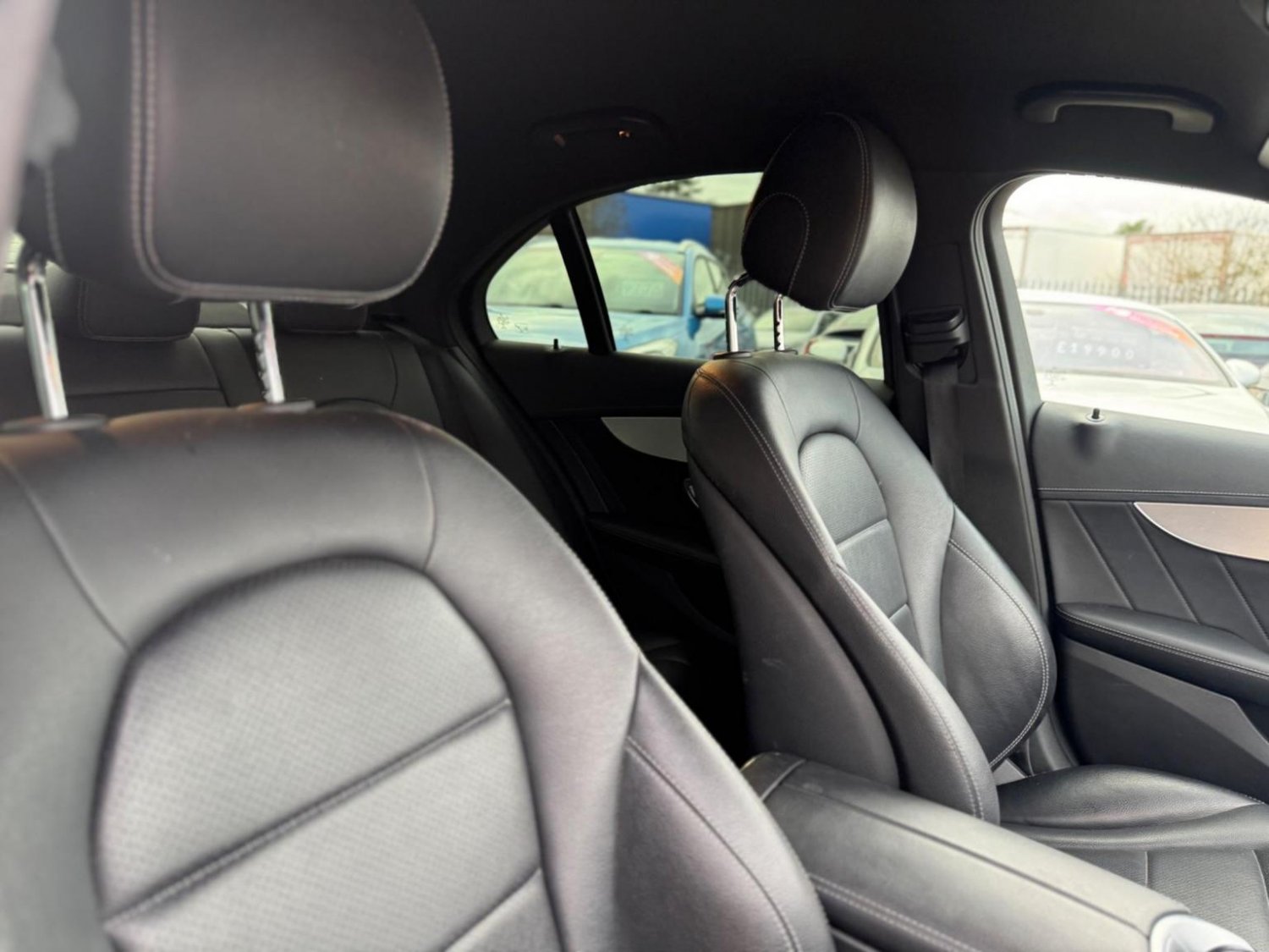 Used Mercedes-Benz C Class 2015 for sale - 76637458: Photo 34