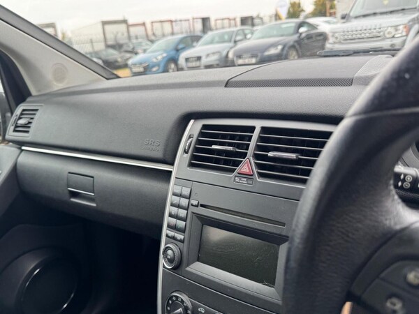 Used Mercedes-Benz B-Class 2011 for sale - 76114035: Photo 15