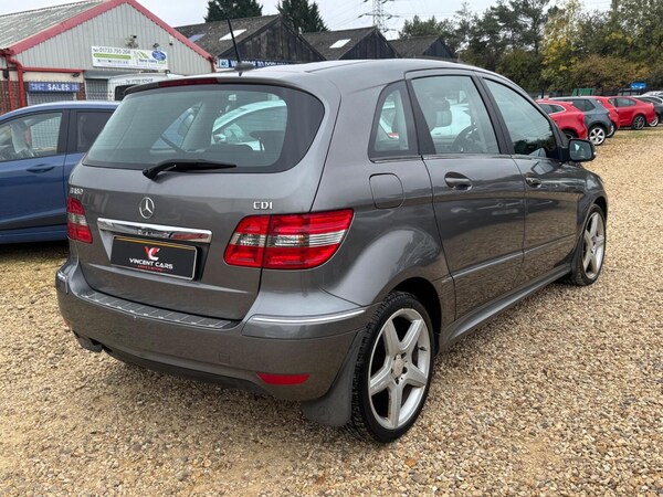 Used Mercedes-Benz B-Class 2011 for sale - 76114035: Photo 7