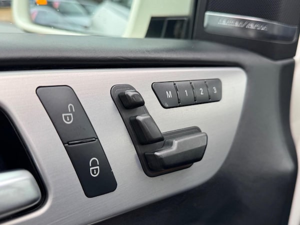 Used Mercedes-Benz GL-Class 2014 for sale - 75667875: Photo 35