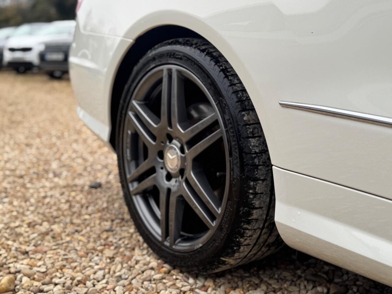 Used Mercedes-Benz E Class 2012 for sale - 76391477: Photo 32