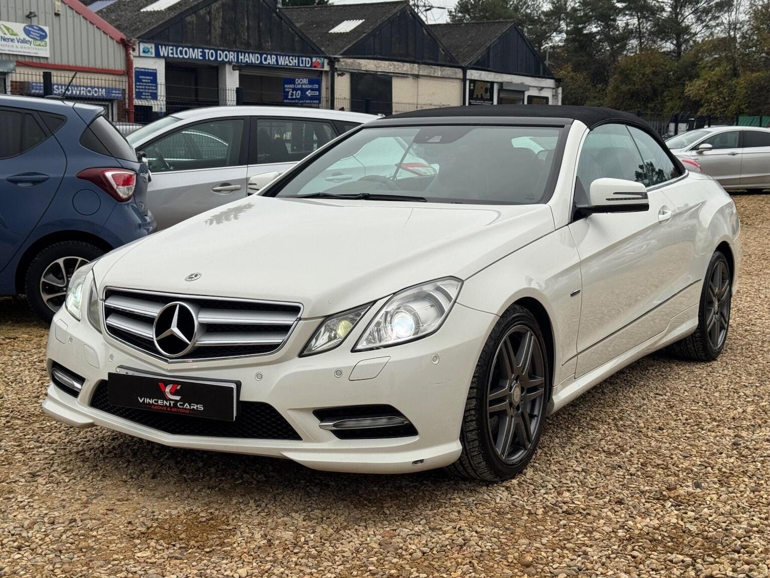 Used Mercedes-Benz E Class 2012 for sale - 76391477: Photo 4