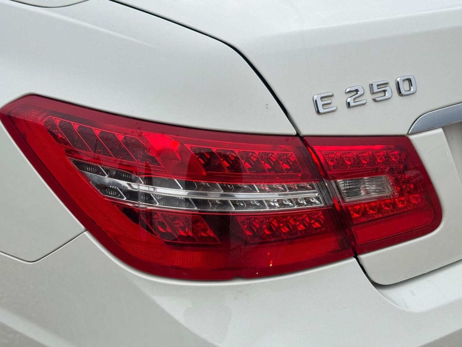 Used Mercedes-Benz E Class 2012 for sale - 76391477: Photo 40