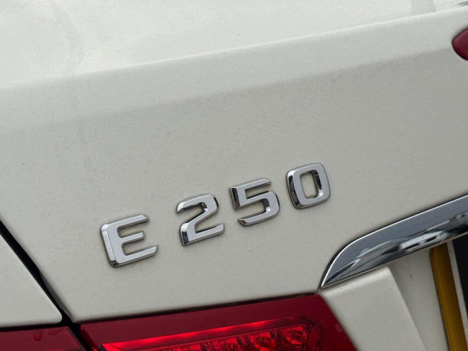 Used Mercedes-Benz E Class 2012 for sale - 76391477: Photo 42