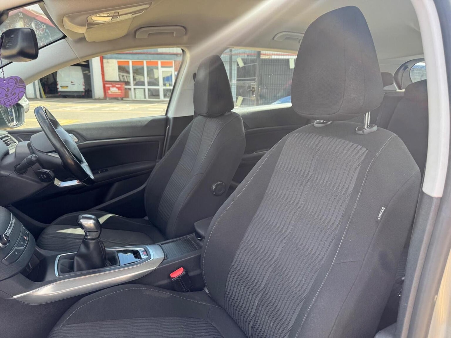 Used Peugeot 308 2015 for sale - 75856229: Photo 16