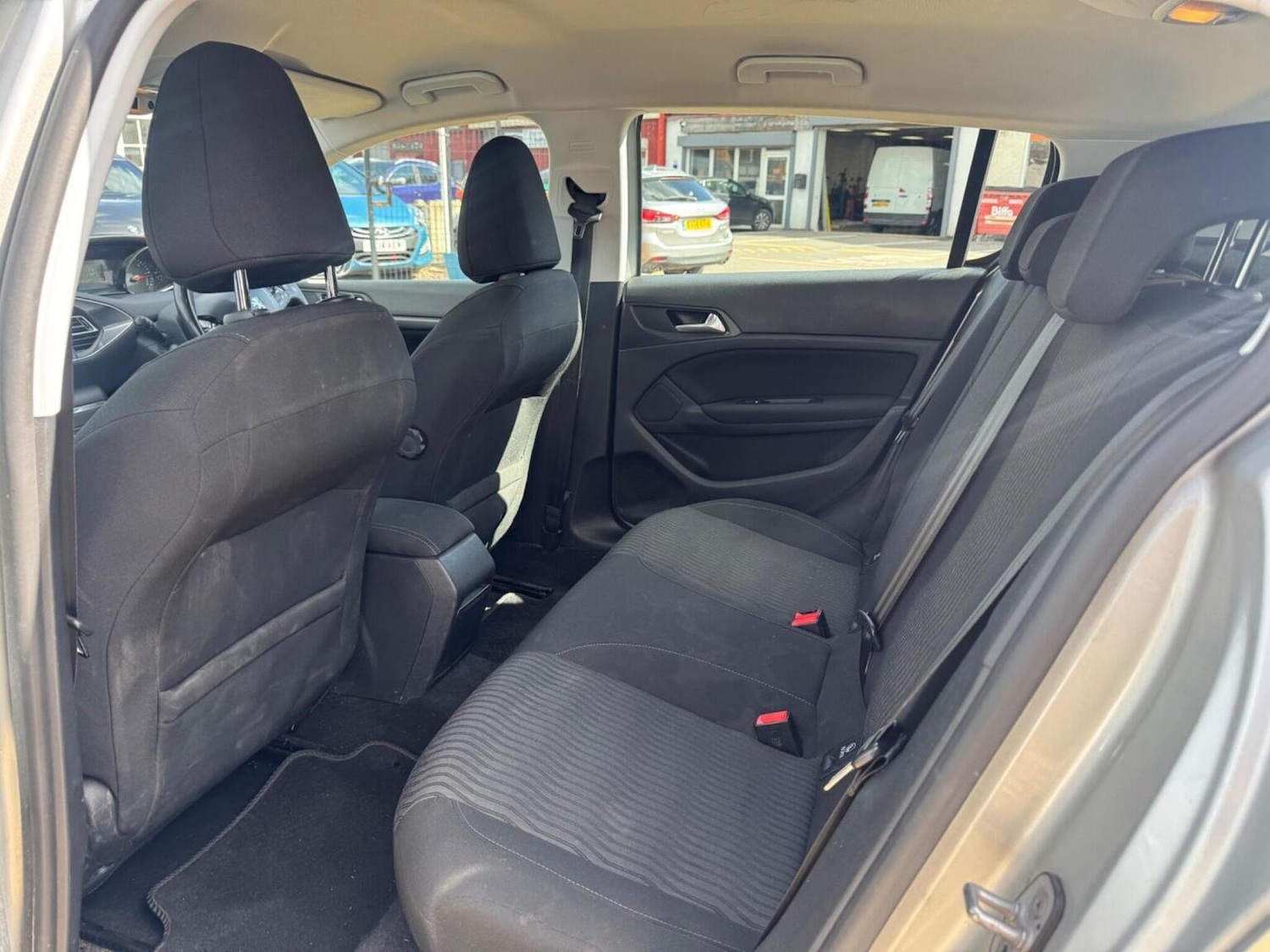Used Peugeot 308 2015 for sale - 75856229: Photo 21