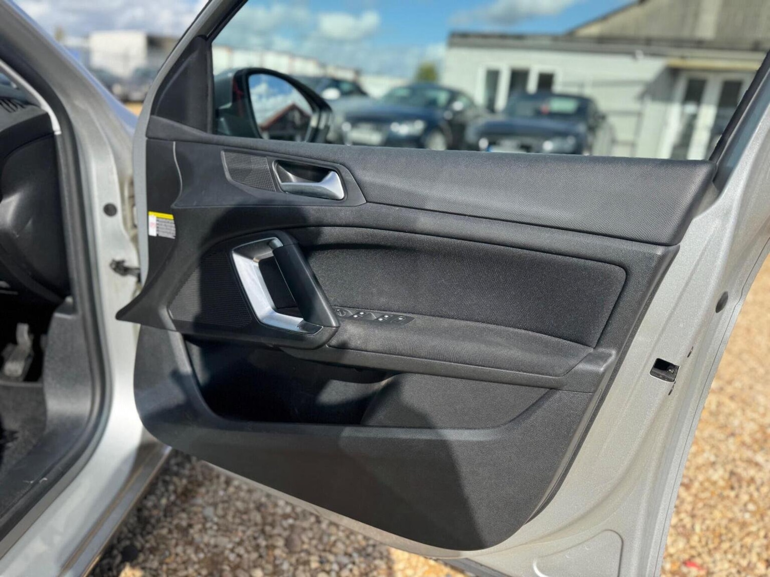 Used Peugeot 308 2015 for sale - 75856229: Photo 30