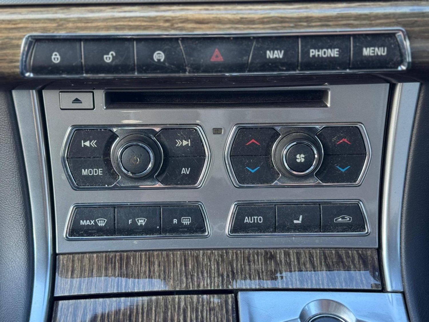 Used Jaguar XF 2013 for sale - 76791565: Photo 47