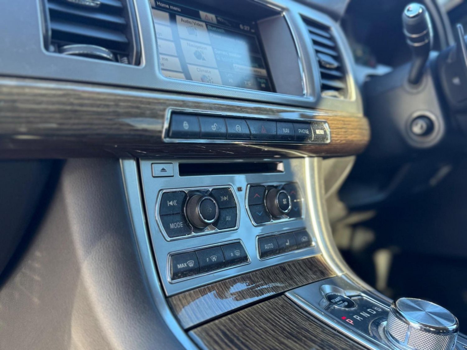 Used Jaguar XF 2013 for sale - 76791565: Photo 60