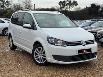 Used Volkswagen Touran 2012 for sale - 76547938: Photo