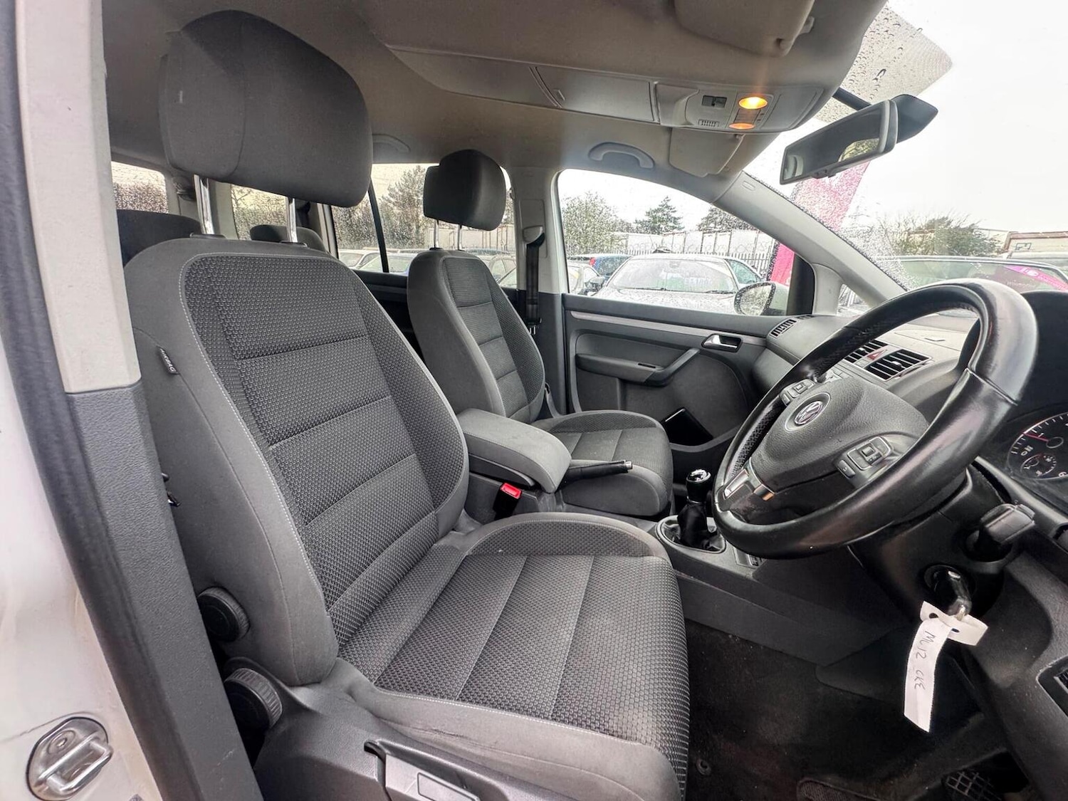 Used Volkswagen Touran 2012 for sale - 76547938: Photo 26