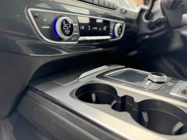 Used Audi Q7 2016 for sale - 75667802: Photo 45