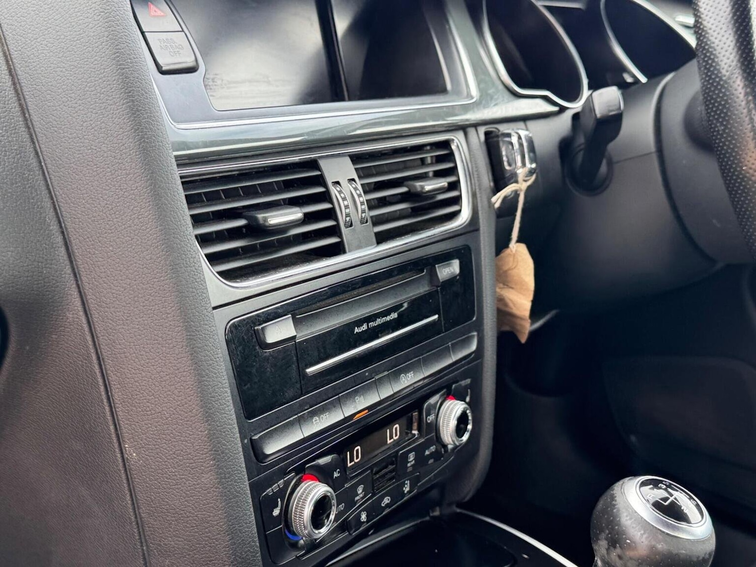 Vehicle 28