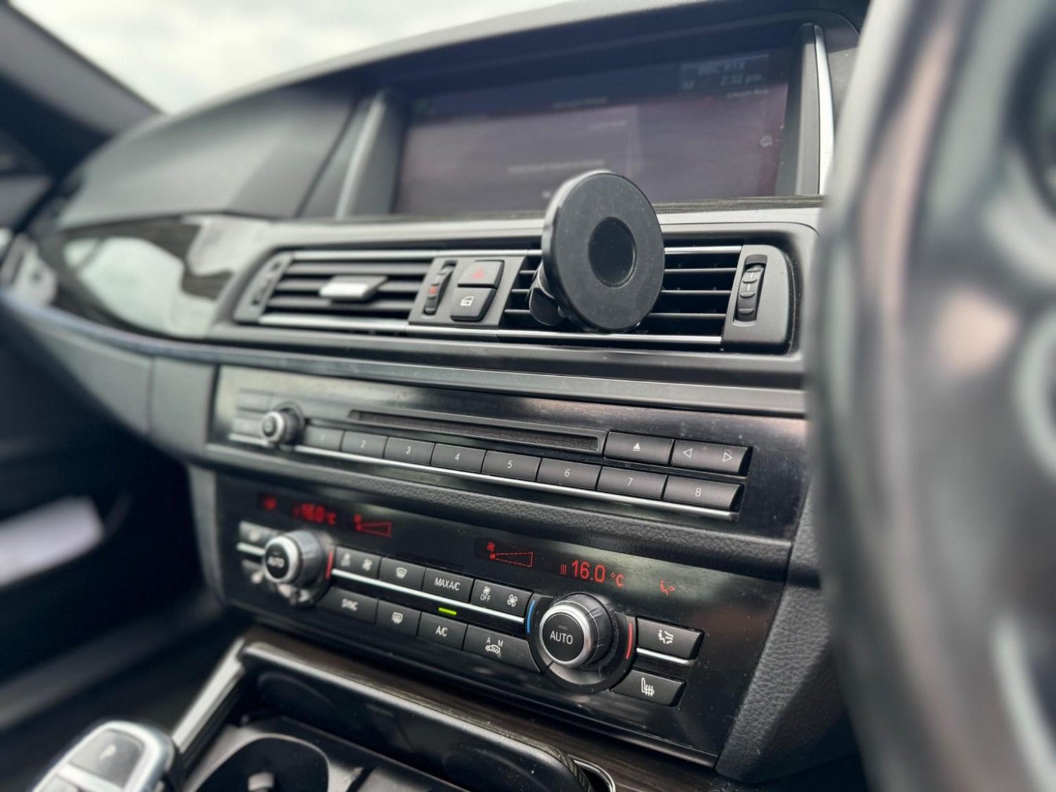 Used BMW 5 Series 2015 for sale - 76793988: Photo 35