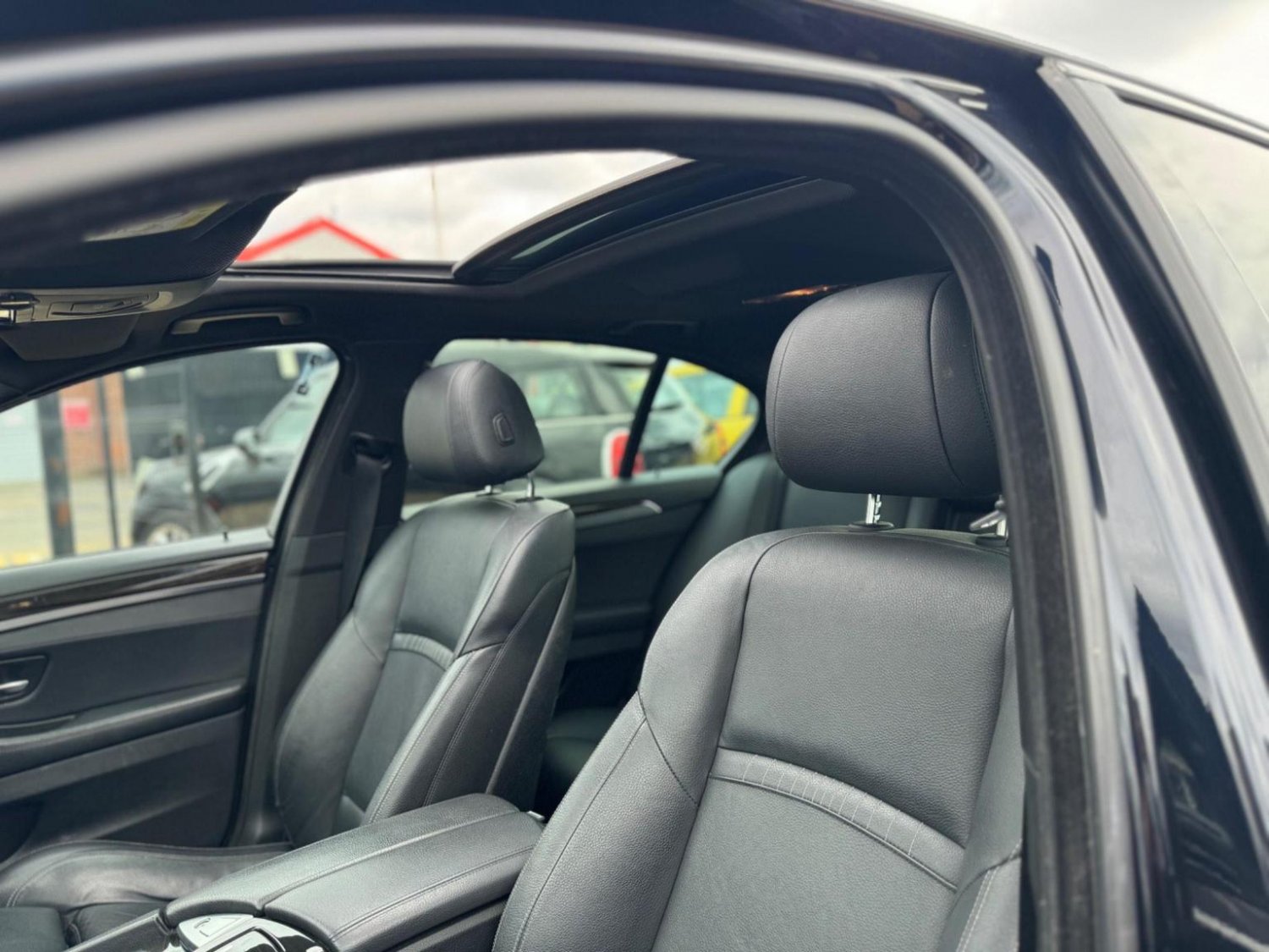 Used BMW 5 Series 2015 for sale - 76793988: Photo 55