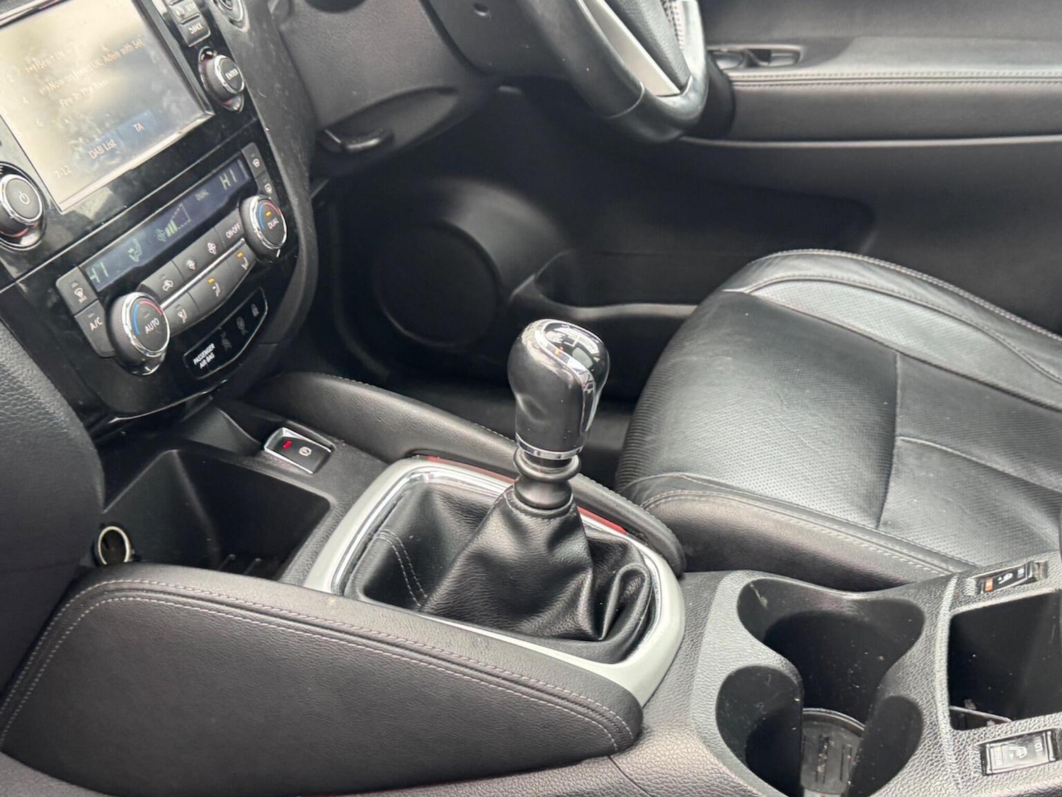 Used Nissan Qashqai 2014 for sale - 77089797: Photo 32