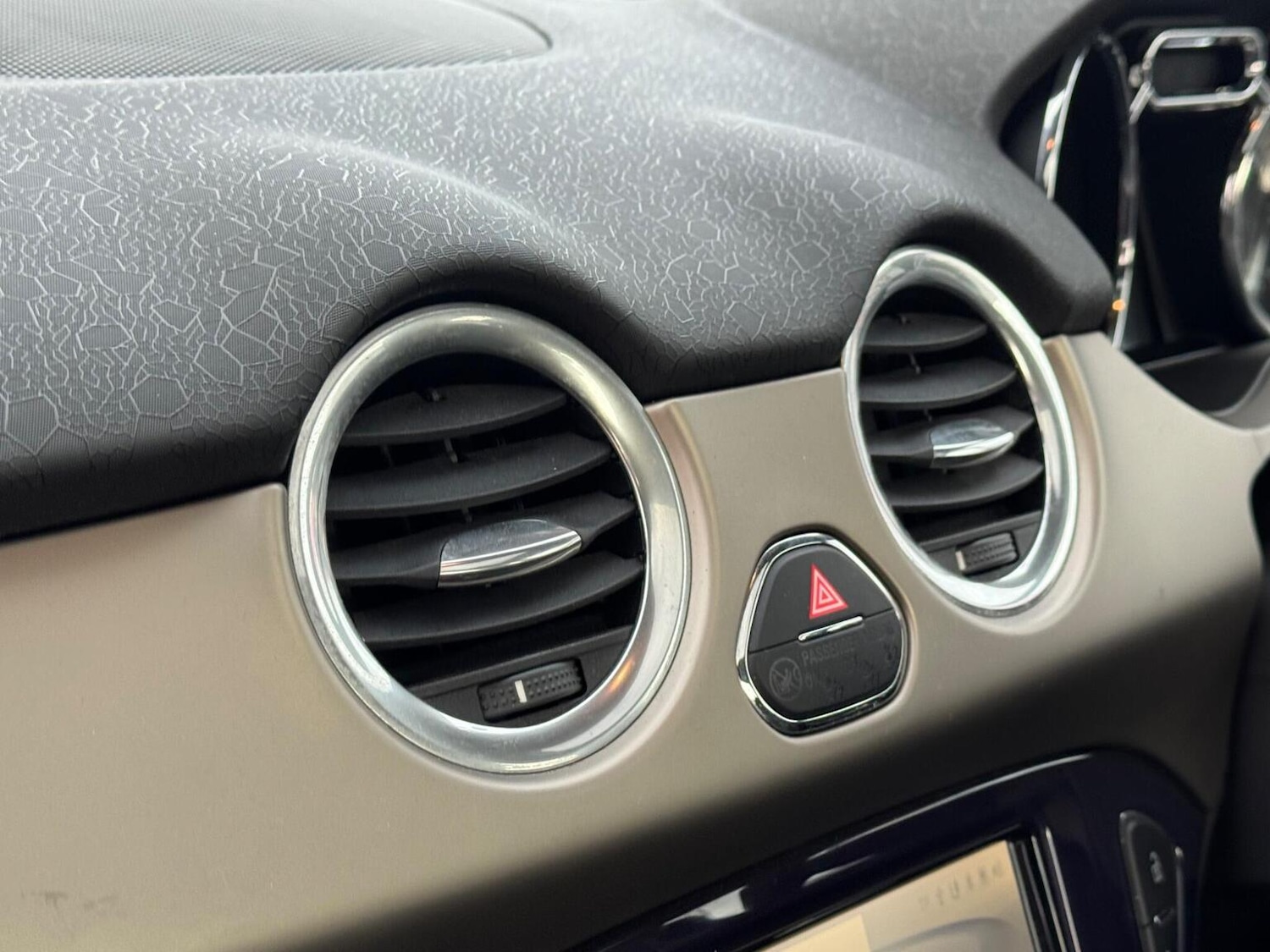 Used Vauxhall ADAM 2013 for sale - 76547790: Photo 19