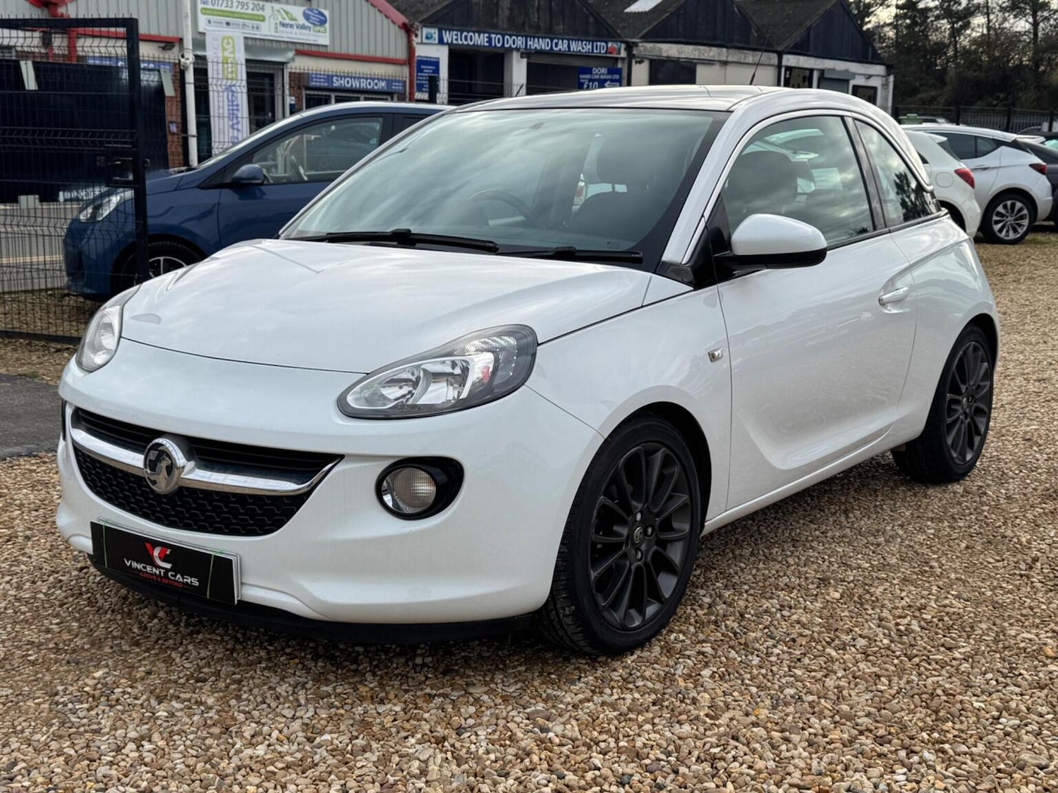 Used Vauxhall ADAM 2013 for sale - 76547790: Photo 2