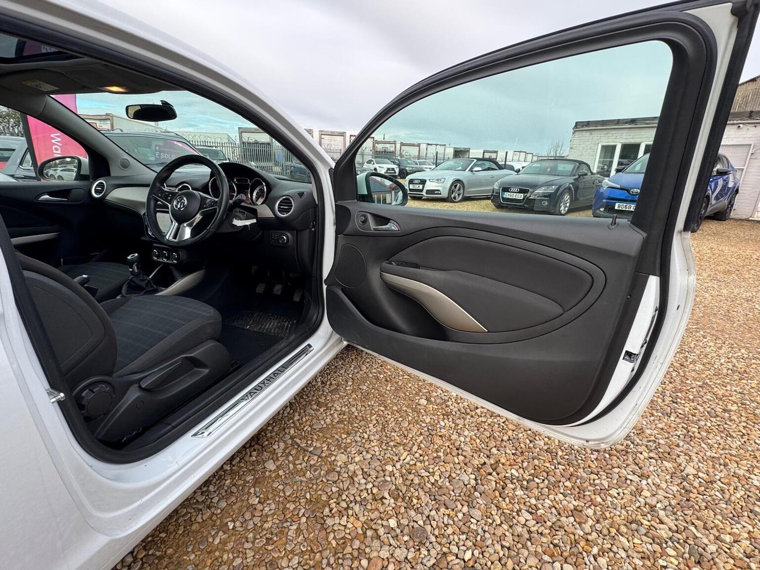Used Vauxhall ADAM 2013 for sale - 76547790: Photo 22