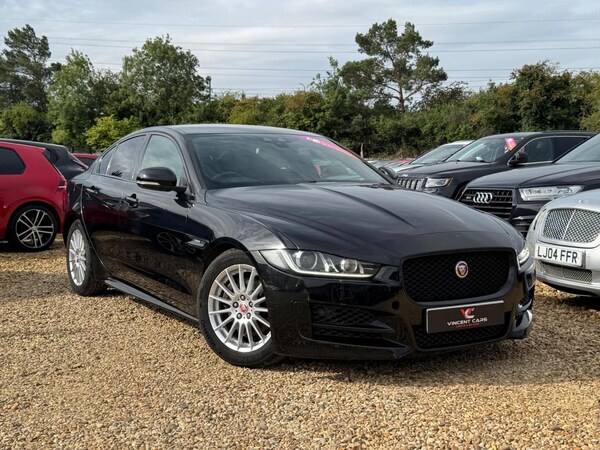 Used Jaguar XE 2016 for sale - 75667819: Photo 1