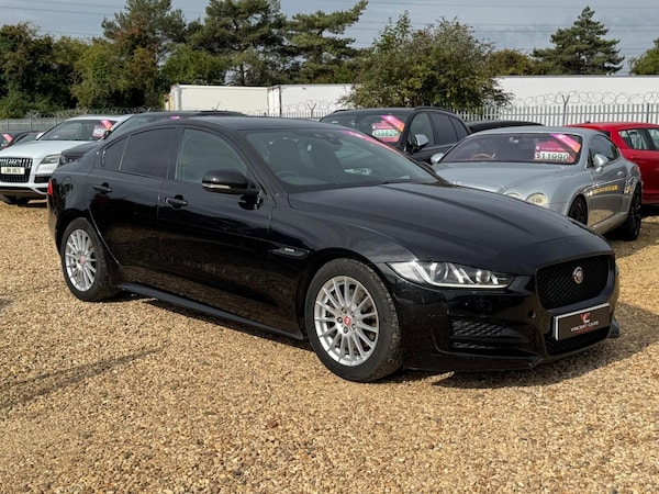 Used Jaguar XE 2016 for sale - 75667819: Photo 7
