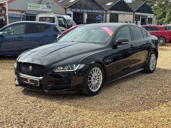Used Jaguar XE 2016 for sale - 75667819: Photo 8