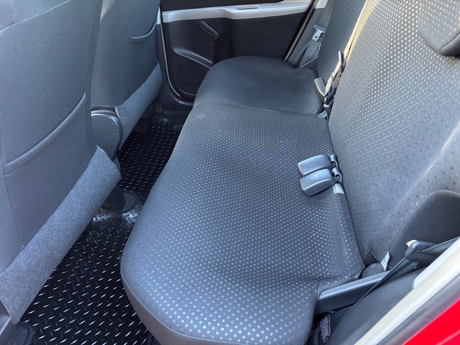 Used Toyota Yaris 2011 for sale - 77782045: Photo 17