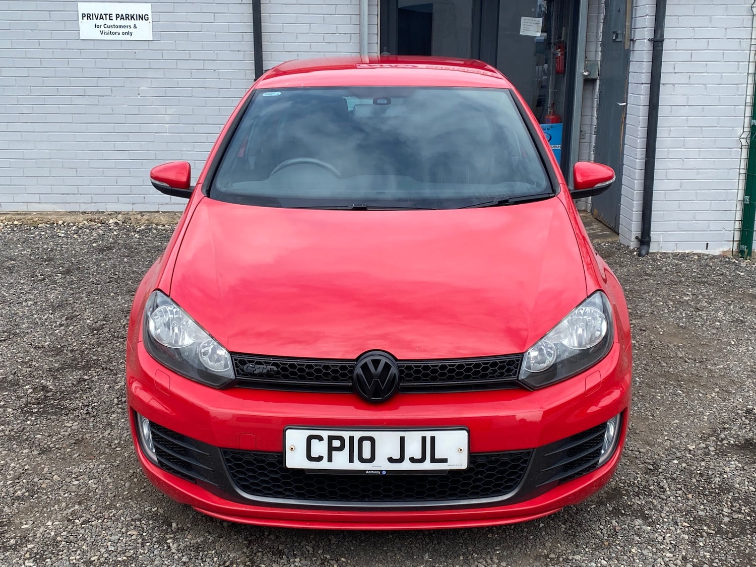 Used Volkswagen Golf 2010 for sale - 77166234: Photo 2