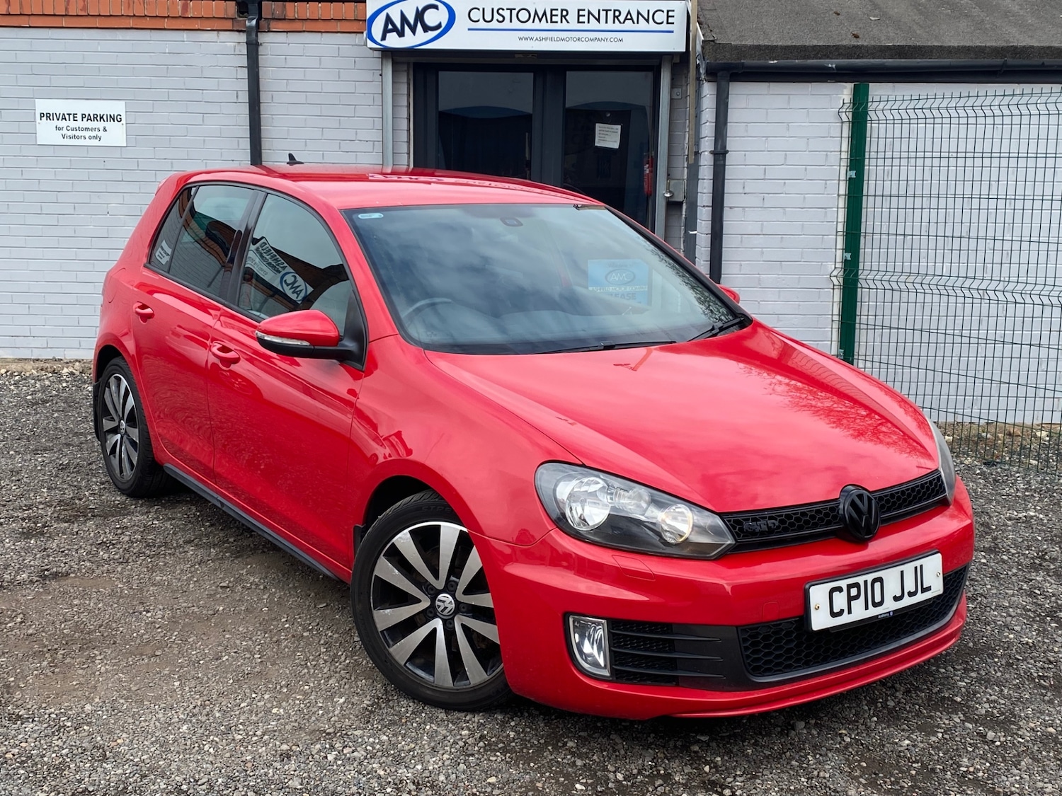 Used Volkswagen Golf 2010 for sale - 77166234: Photo 3