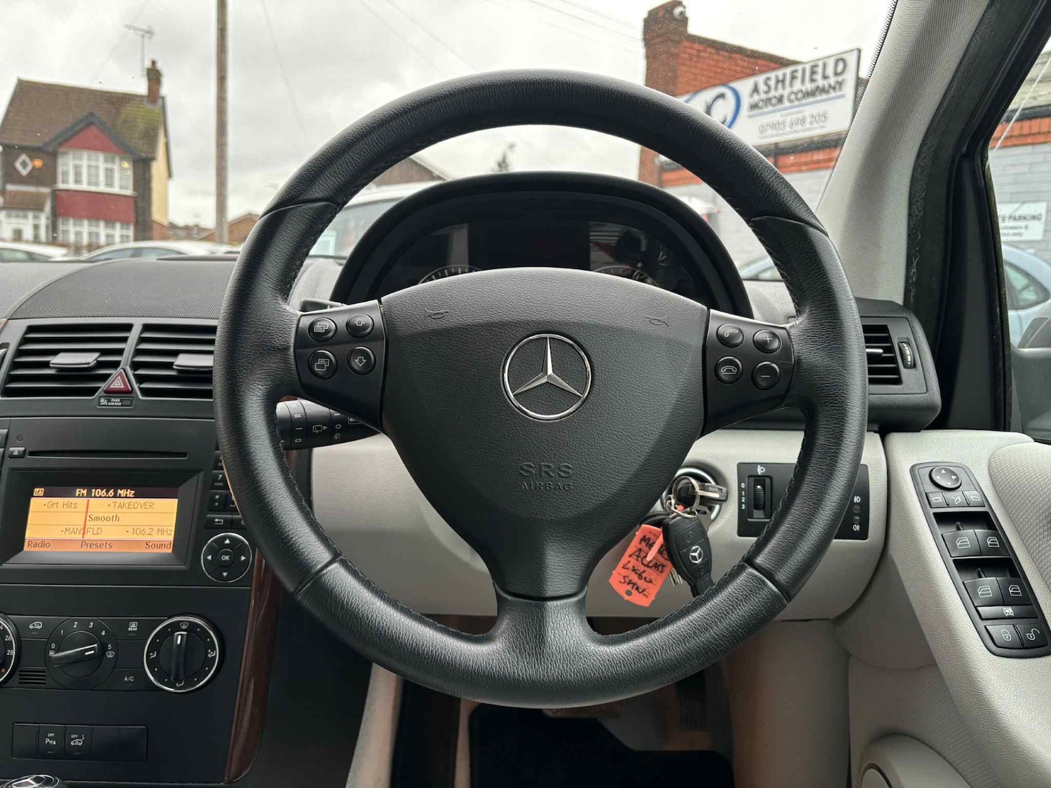 Used Mercedes-Benz A-Class 2010 for sale - 77676637: Photo 11